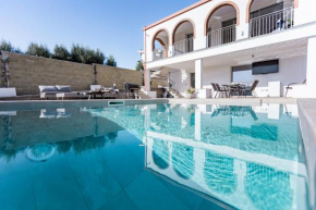 Villa with heated pool Quartu Sant'elena